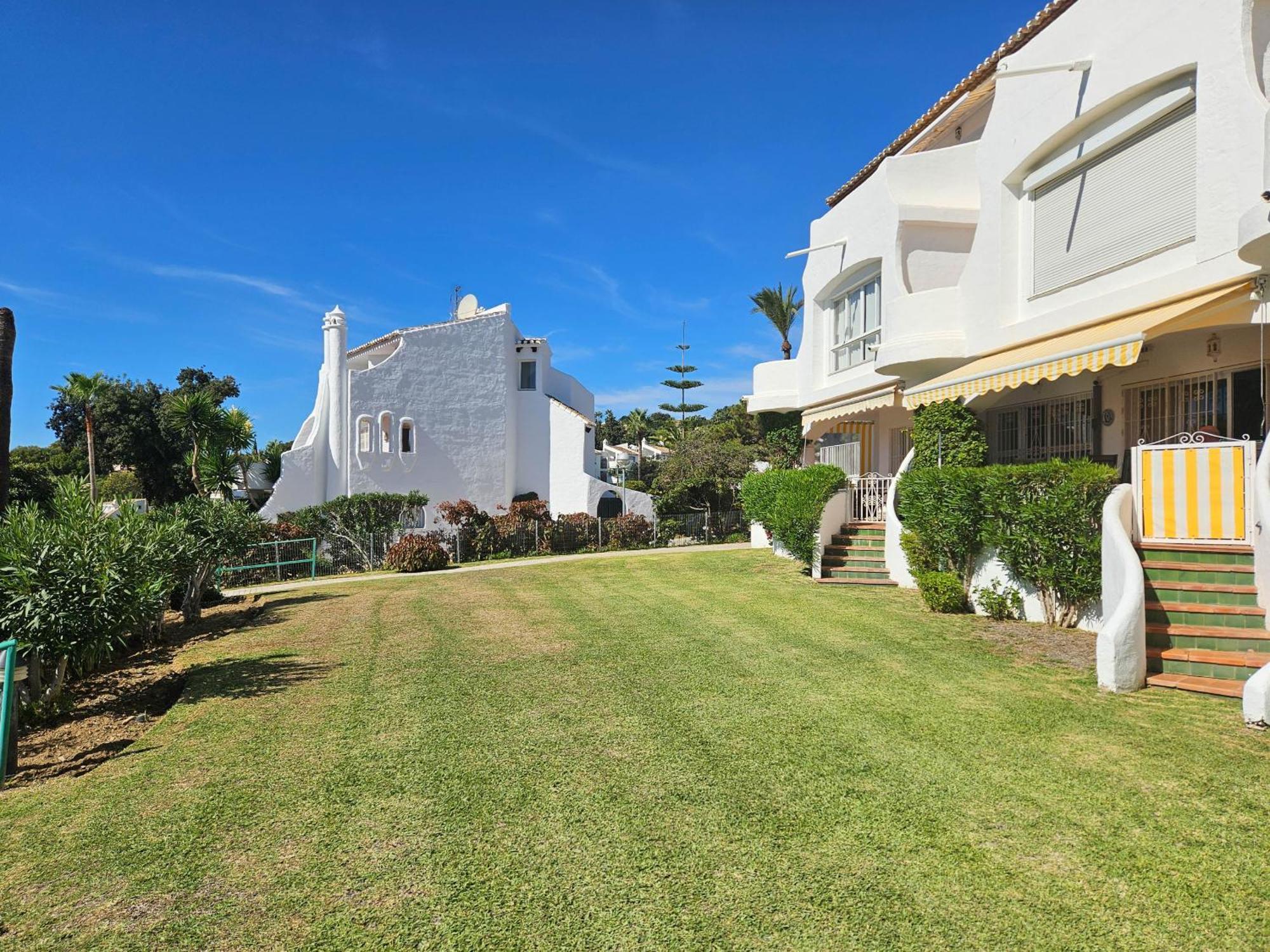 One Bedroom Apartment In Jardines De Calahonda MIJAS COSTA Exterior photo