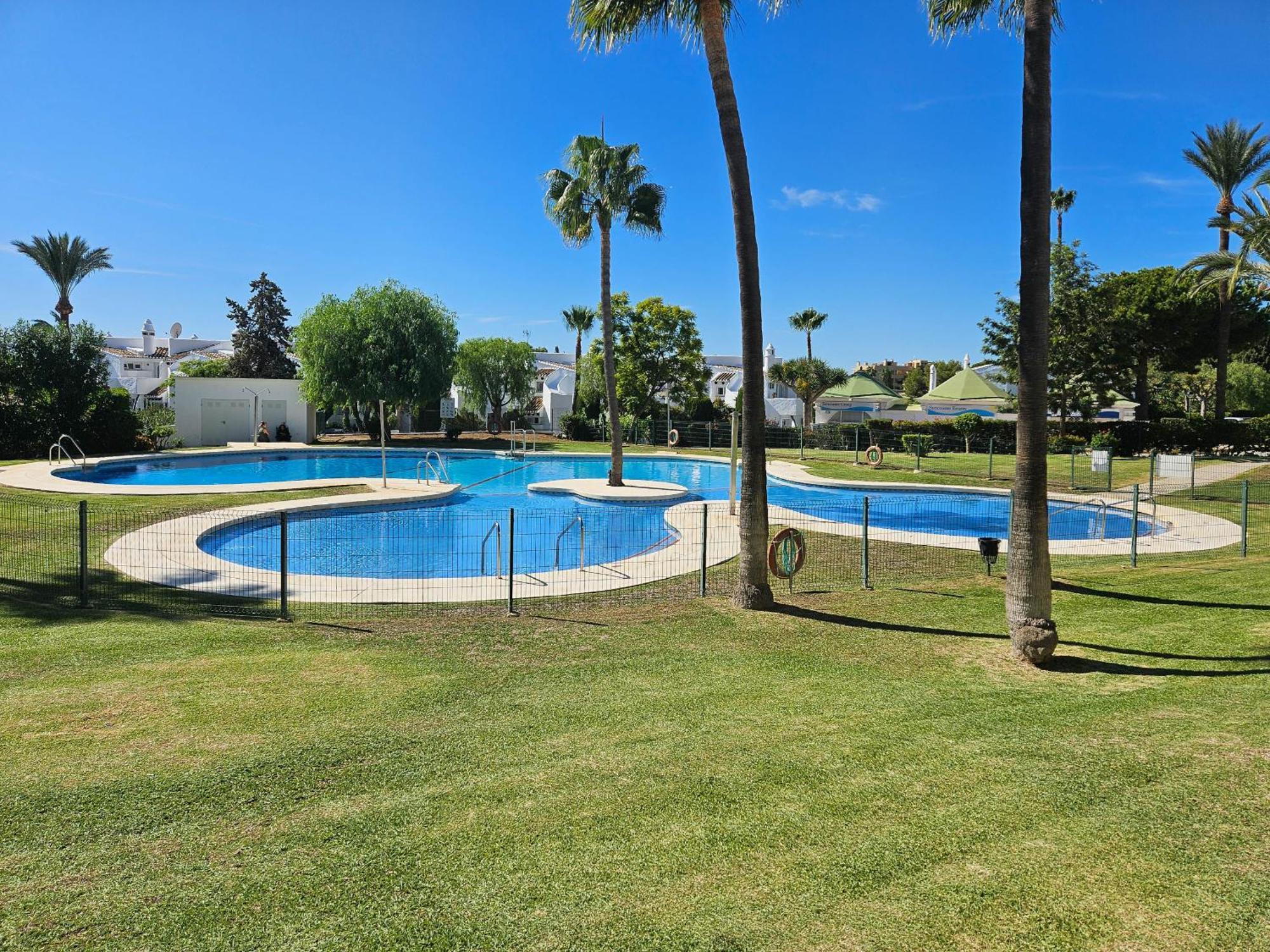 One Bedroom Apartment In Jardines De Calahonda MIJAS COSTA Exterior photo